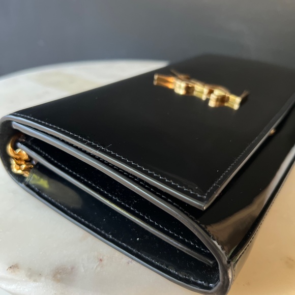 Saint Laurent | Cassandre Glossed Bag - Picture 7 of 17